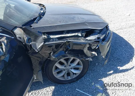 2016 Volkswagen Passat 1.8T S из США, поврежденный, VIN 1VWAT7A30GC054675